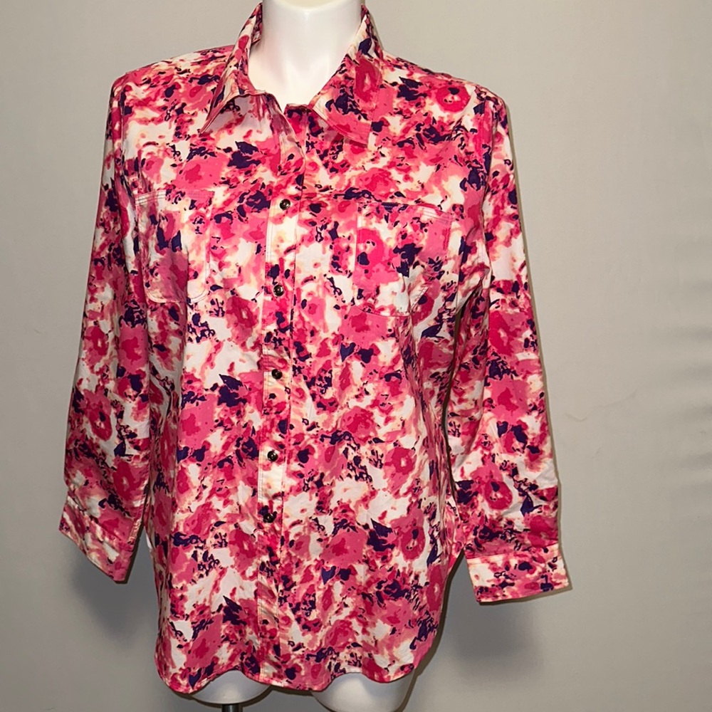 Wendy Williams women’s blouse Size 1X Multicolored